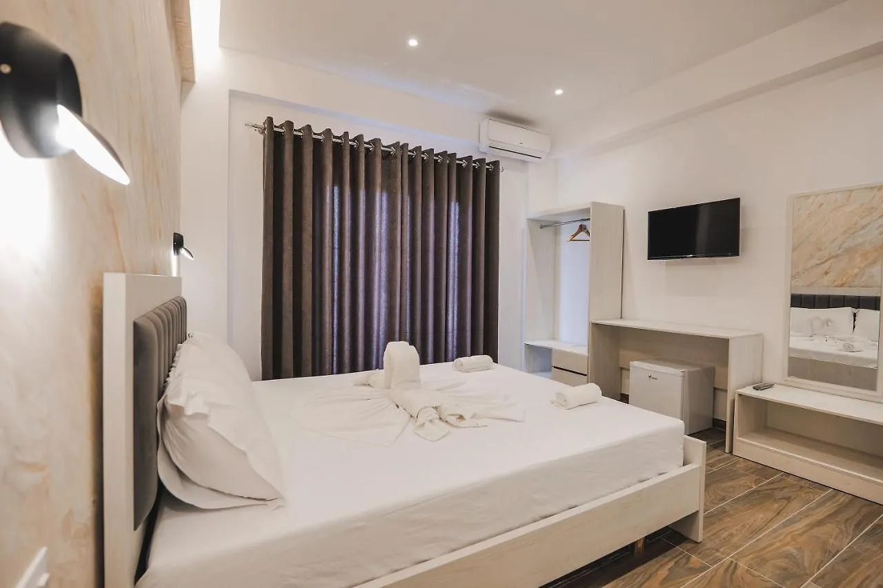 公寓 Galaxy Hotel 卡萨米尔